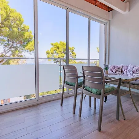 Lumbarda Resort Apartments