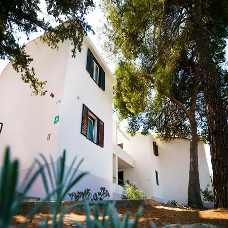 Apartamento Lumbarda Resort Apartments