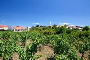 Apartamento Lumbarda Resort Apartments