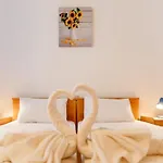 Lumbarda Resort Apartments *