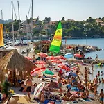 Lumbarda Resort Apartments Апартаменты Лумбарда