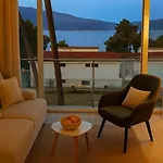 Lumbarda Resort Apartments