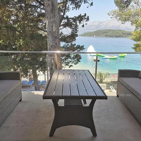 Lumbarda Resort Apartments Apartment