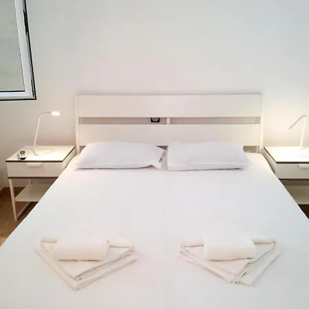 Lumbarda Resort Apartments