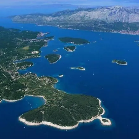 Lumbarda Resort Apartments Apartman