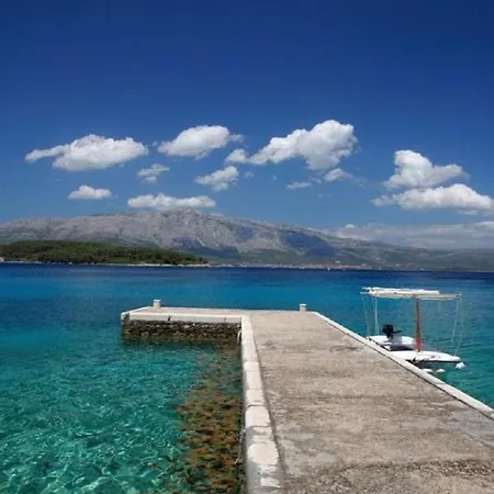 Lumbarda Resort Apartments