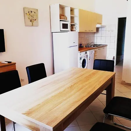 Apartman Lumbarda Resort Apartments *