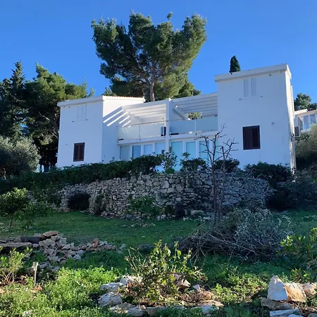 아파트 Lumbarda Resort Apartments *