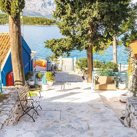 Lumbarda Resort Apartments لومباردا