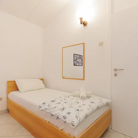 Lumbarda Resort Apartments 公寓 鲁巴达