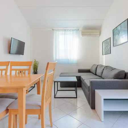 公寓 Lumbarda Resort Apartments 鲁巴达