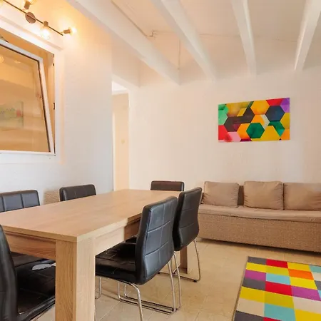 Lumbarda Resort Apartments 公寓 *