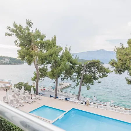 Lumbarda Resort Apartments * 鲁巴达