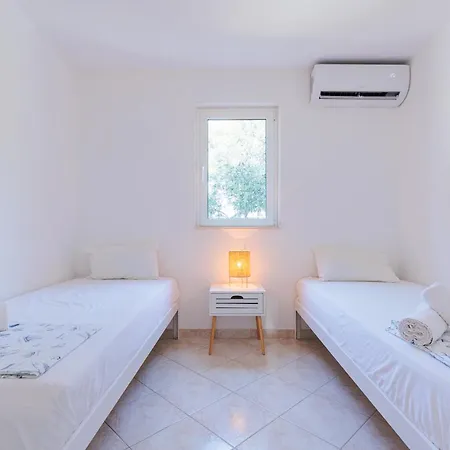 Appartamento Lumbarda Resort Apartments Lumbarda