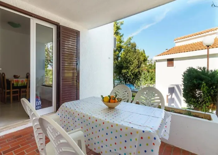 아파트 Lumbarda Resort Apartments 룸바르다