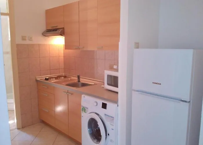 Lumbarda Resort Apartments