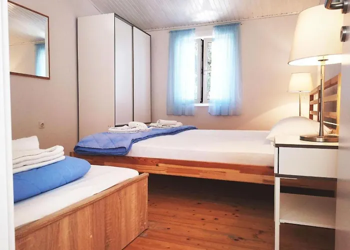 아파트 Lumbarda Resort Apartments *