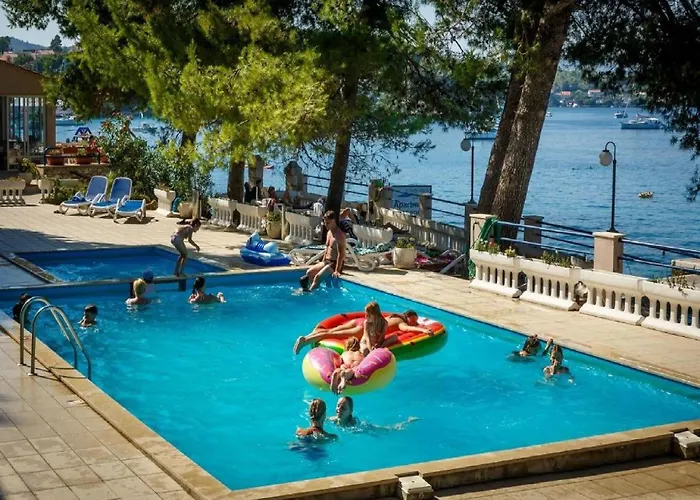 Lumbarda Resort Apartments * Lumbarda